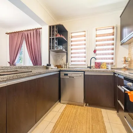 וילה Holiday Villa In Terrace Life גוג'ק